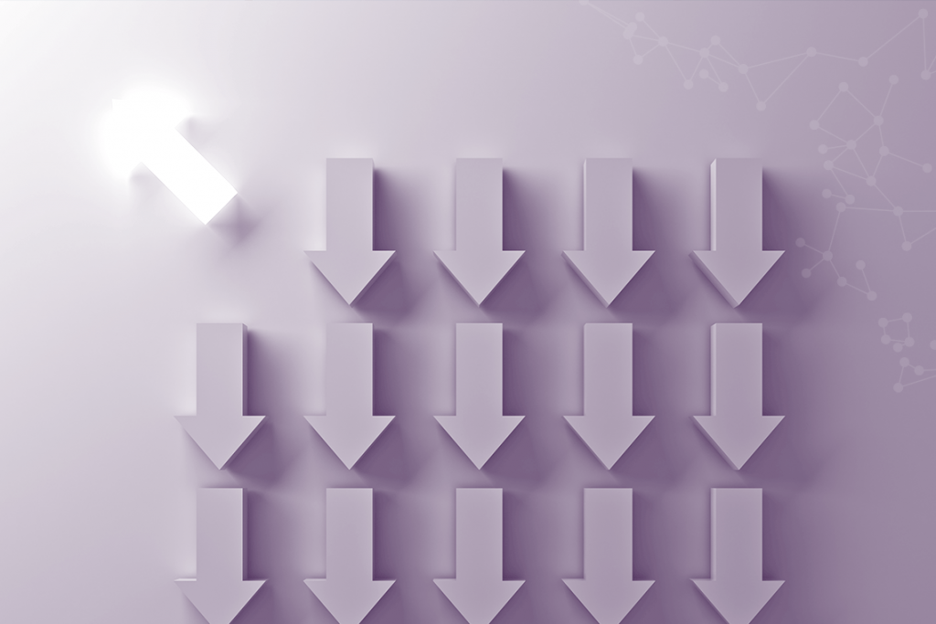 An image of an arrow glowing and going in the opposite direction representing a smooth journey towards making a move